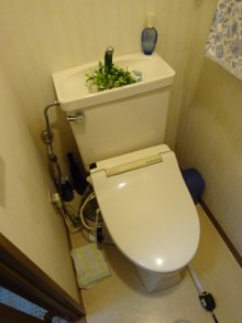 シンプルで使いやすい!スッキリとしたトイレに シンプルで使いやすい!スッキリとしたトイレに